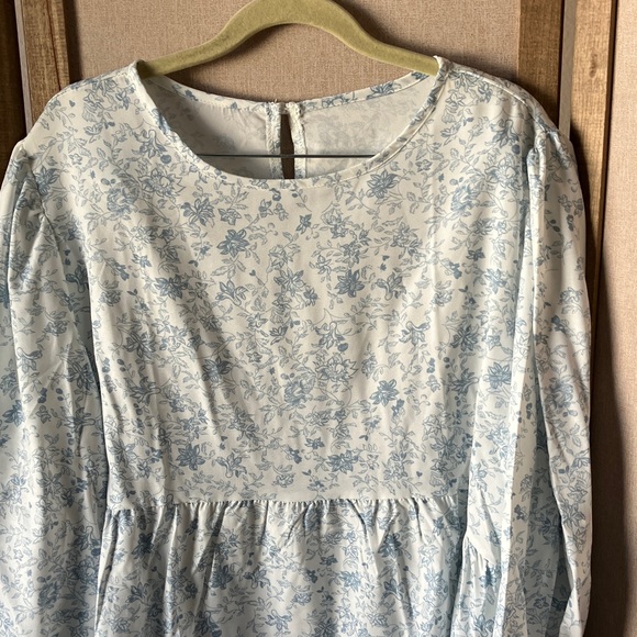 FINAL MARKDOWN Delicate floral top XXL - Picture 4 of 16